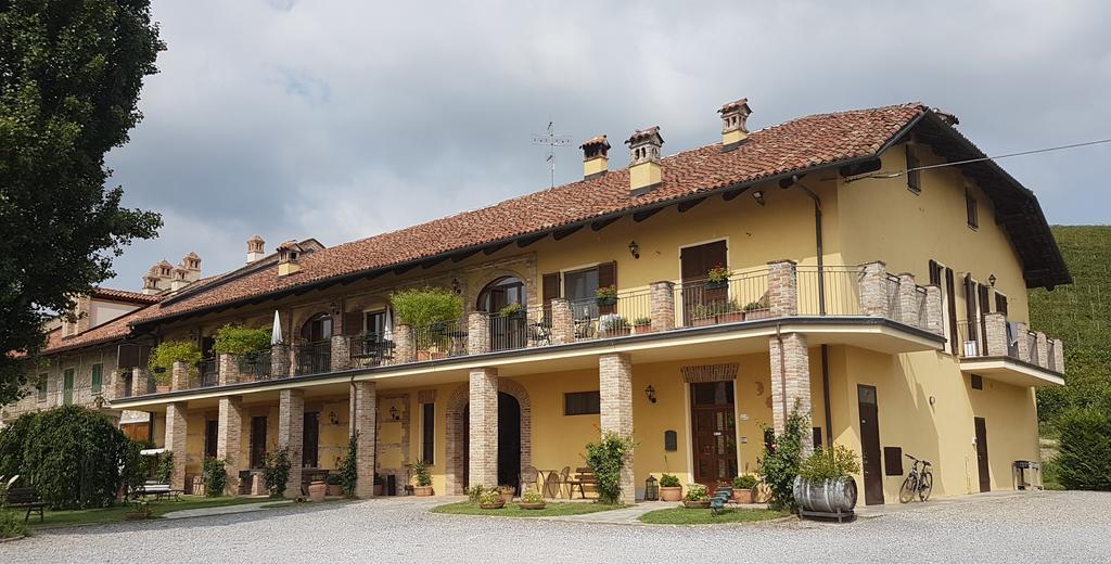 Cascina Rocca Agriturismo B&B La Morra Zewnętrze zdjęcie